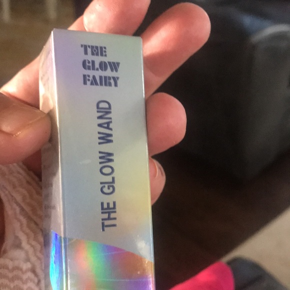 The glow wand new in package - Picture 10 of 14